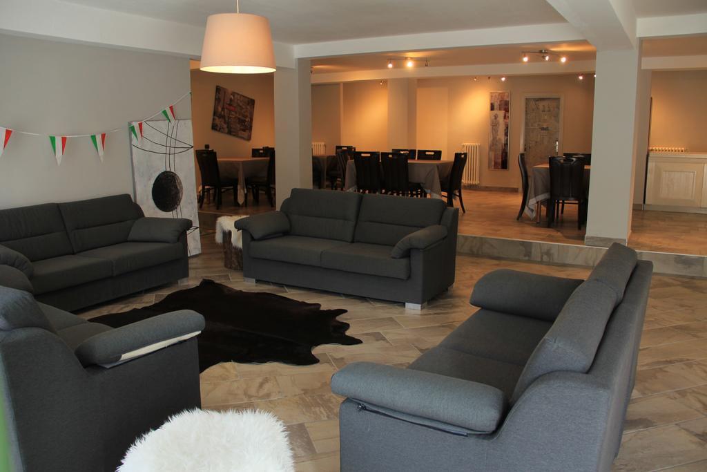 Albergo Al Maniero Ponte Di Legno Bagian luar foto